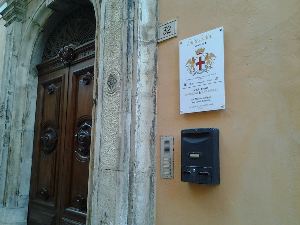 Palazzo Salini - Appartamento Familiare Sulmona Exterior foto